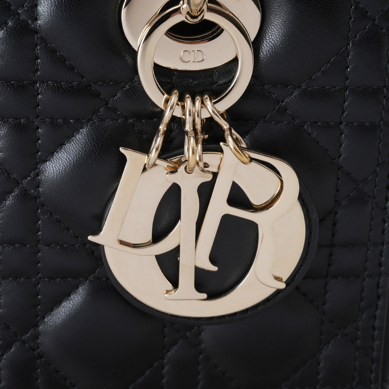 CHRISTIAN DIOR(USED)디올 레이디 디올 미듐